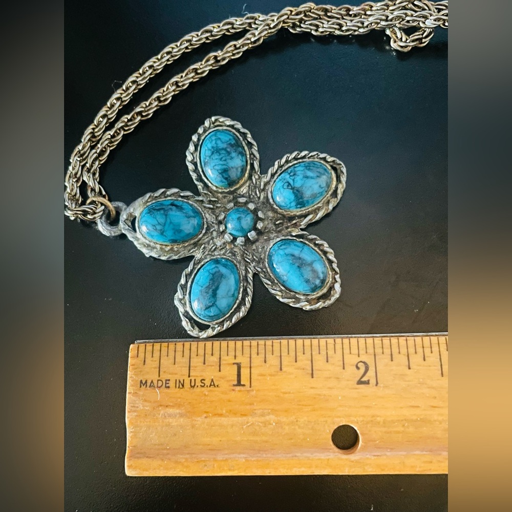 Vintage Silver and Turquoise Flower Pendant Necklace - Picture 7 of 10